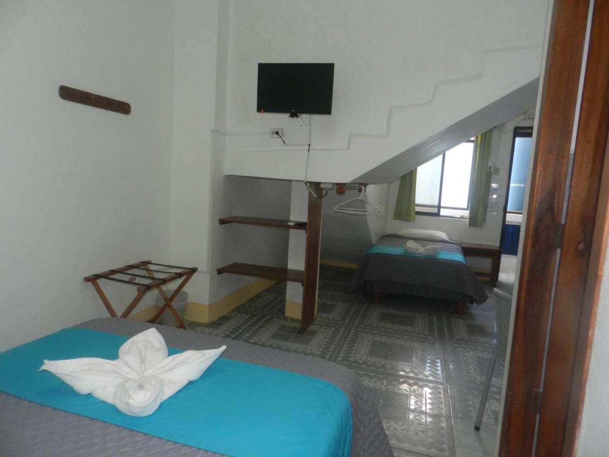 Hostal Gardner Galapagos Puerto Ayora  Εξωτερικό φωτογραφία